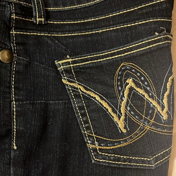 Wrangler’s - Picture 5 of 6